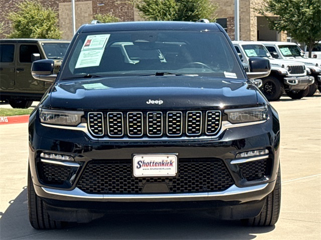 2023 Jeep Grand Cherokee Summit photo 2