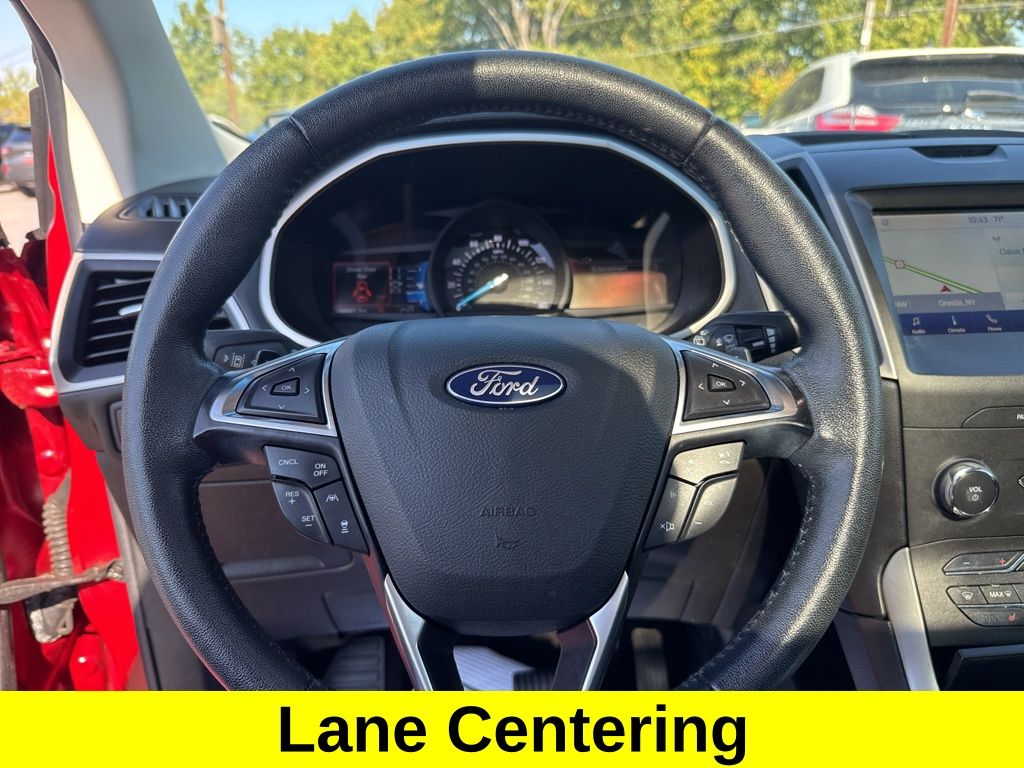 2020 Ford Edge SEL photo 21