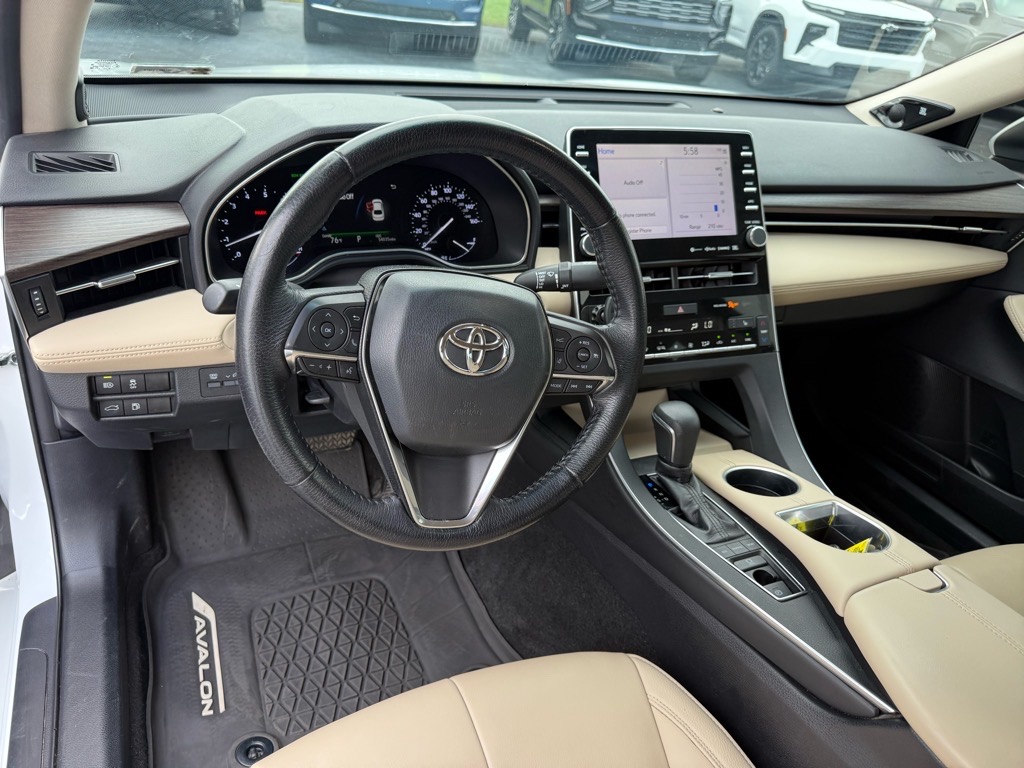 2019 Toyota Avalon XLE photo 14