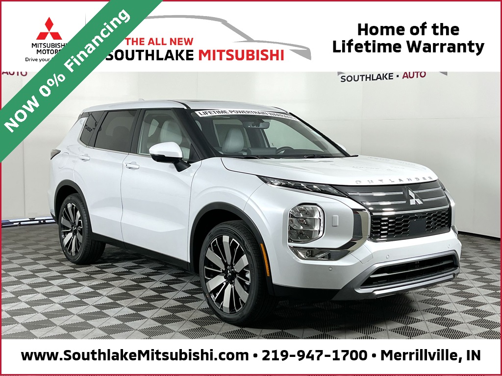 2025 Mitsubishi Outlander SE's photo