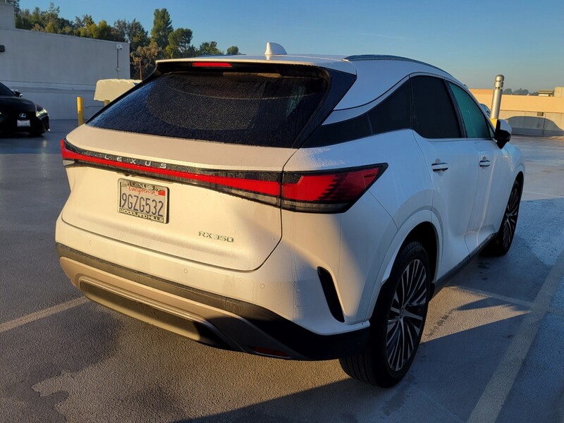 2023 Lexus RX 350 Premium photo 4