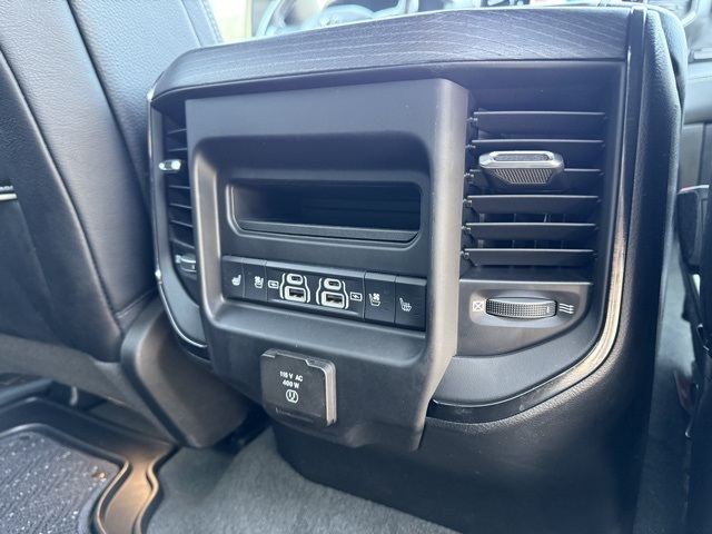 2023 Ram 1500 Limited photo 16
