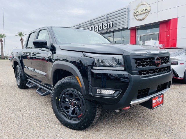 2026 Nissan Frontier PRO-4X's photo