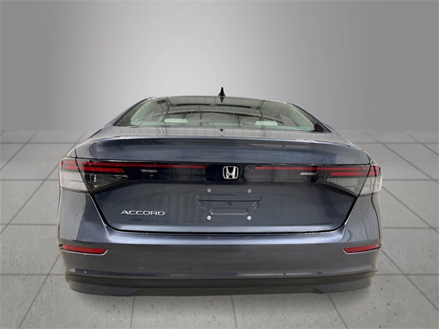 2025 Honda Accord SE photo 4