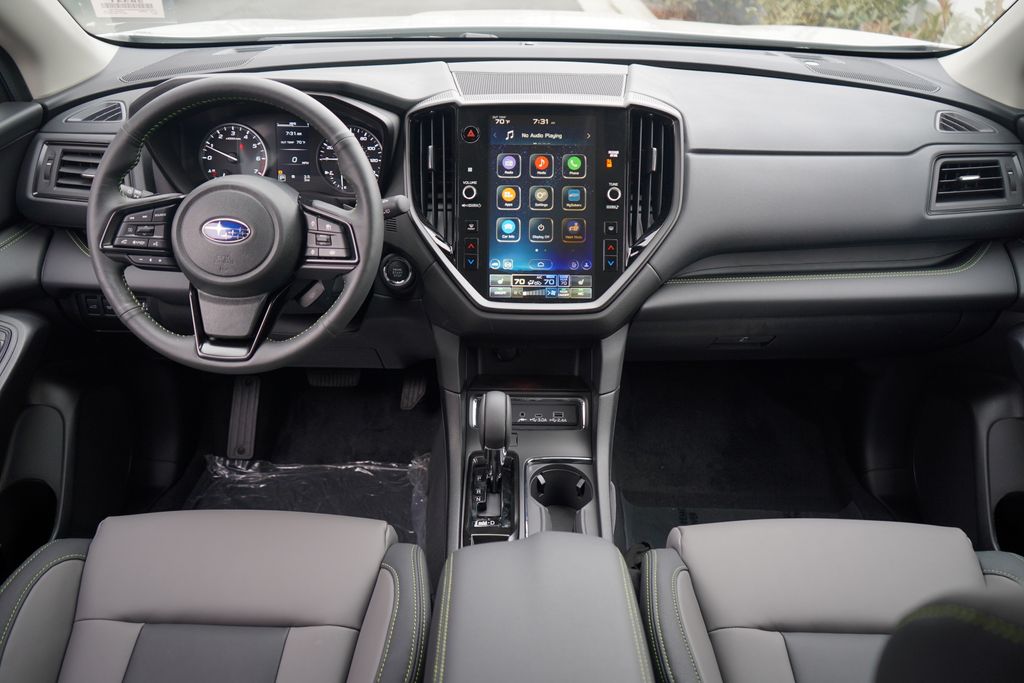2025 Subaru Ascent Onyx Edition photo 8