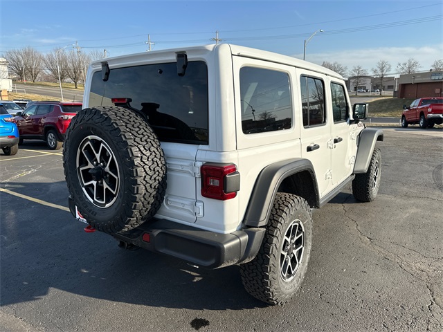 2025 Jeep Wrangler Rubicon photo 5