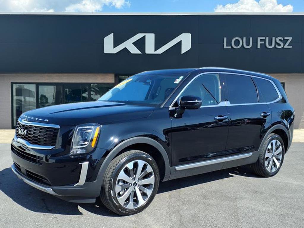 2022 Kia Telluride S's photo