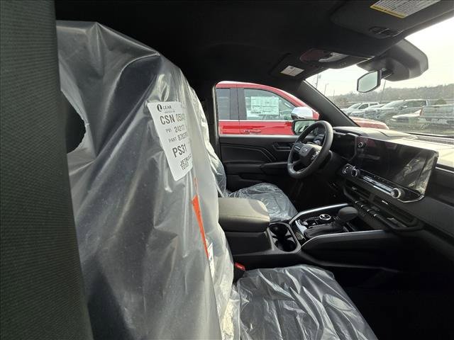 2026 Chevrolet Colorado Trail Boss photo 3