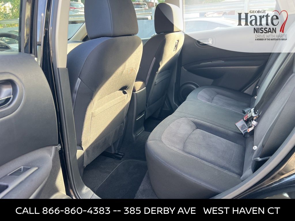 2013 Nissan Rogue S photo 14