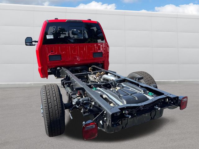 2025 Ford F-350 photo 3