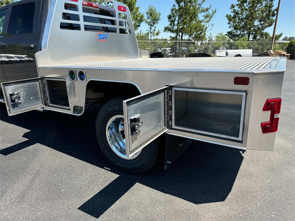 2024 Ram 3500 Tradesman photo 12