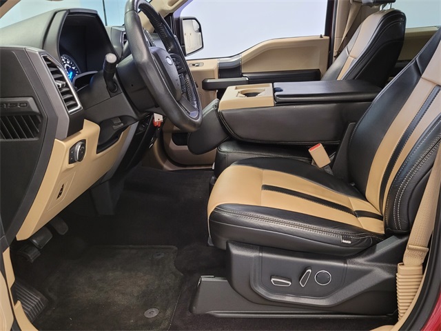 2016 Ford F-150 XLT photo 5