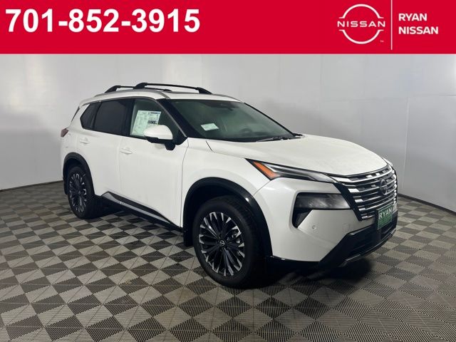 2026 Nissan Rogue Platinum's photo