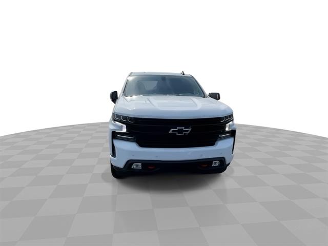 2022 Chevrolet Silverado RST photo 3