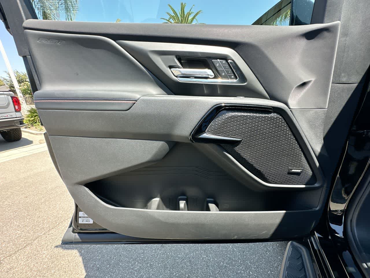2024 Chevrolet Silverado EV RST photo 22