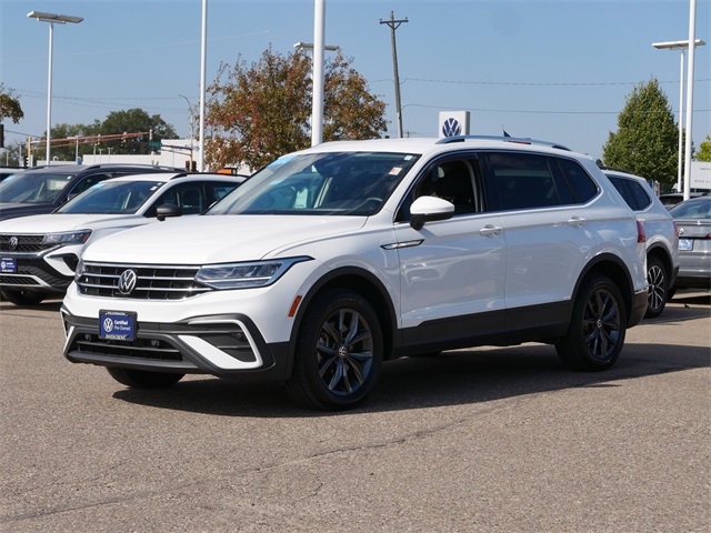 2022 Volkswagen Tiguan SE photo 2