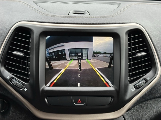 2017 Jeep Cherokee Latitude photo 10