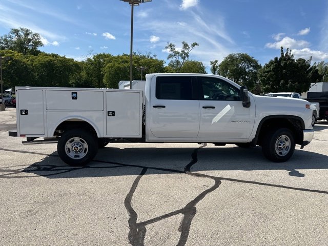 2024 Chevrolet Silverado 2500HD photo 4