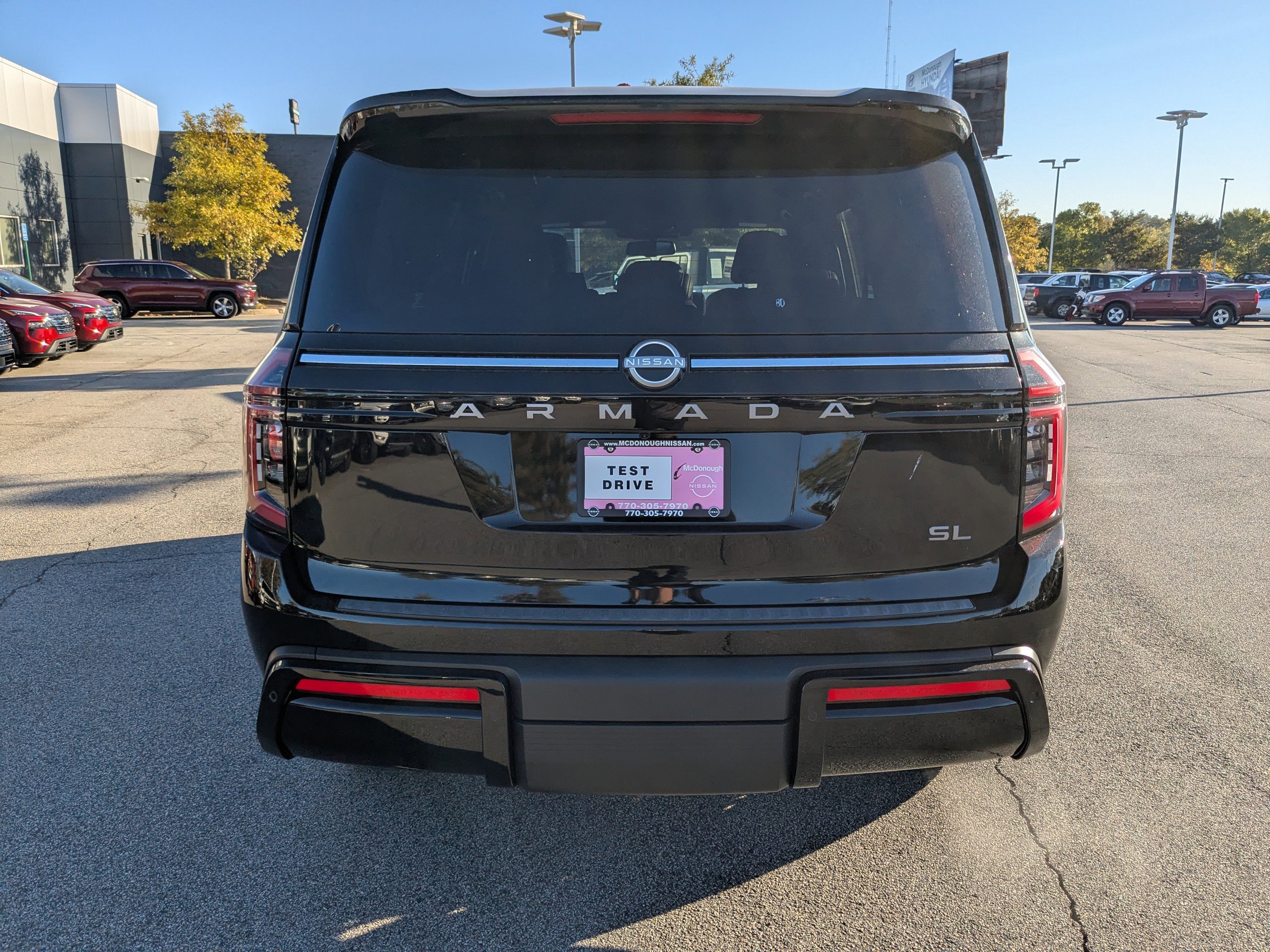 2026 Nissan Armada SL photo 3