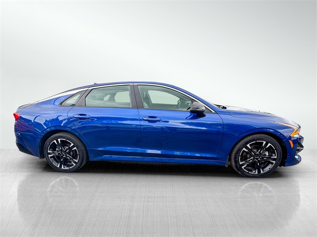 2023 Kia K5 GT-Line photo 3