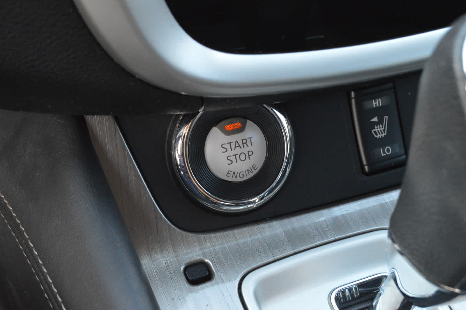 2017 Nissan Murano SV photo 12