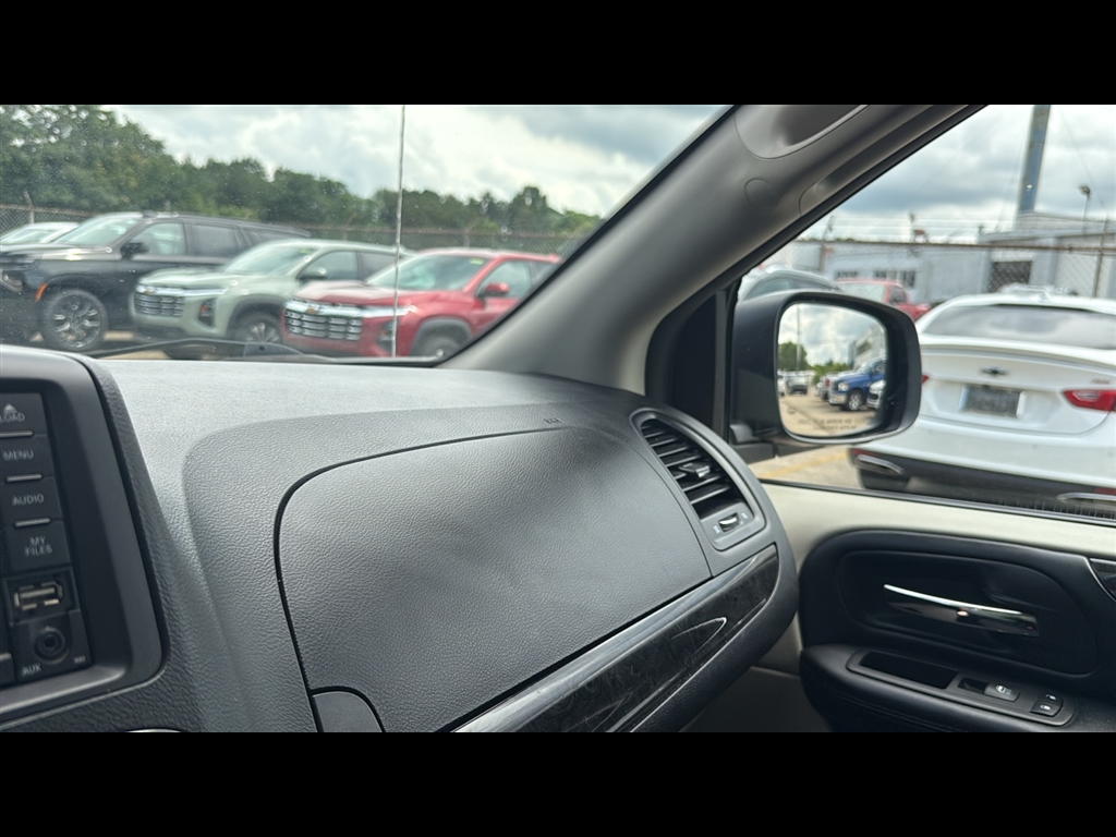 2019 Dodge Grand Caravan SE Sport photo 15