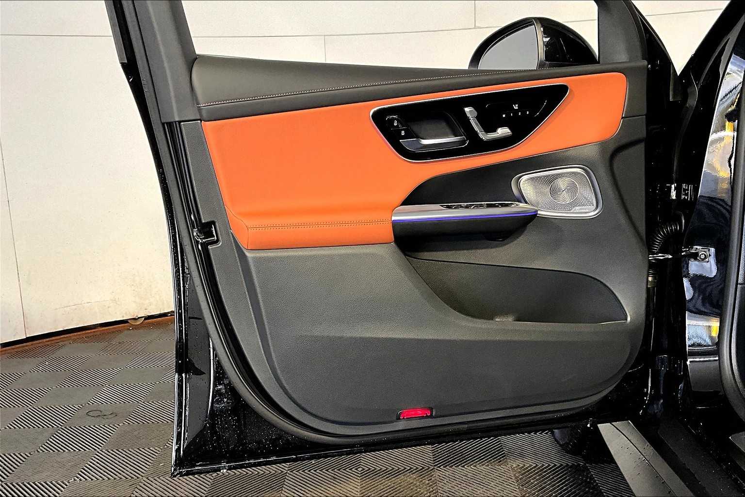 2026 Mercedes Benz GLC 300 4MATIC photo 11