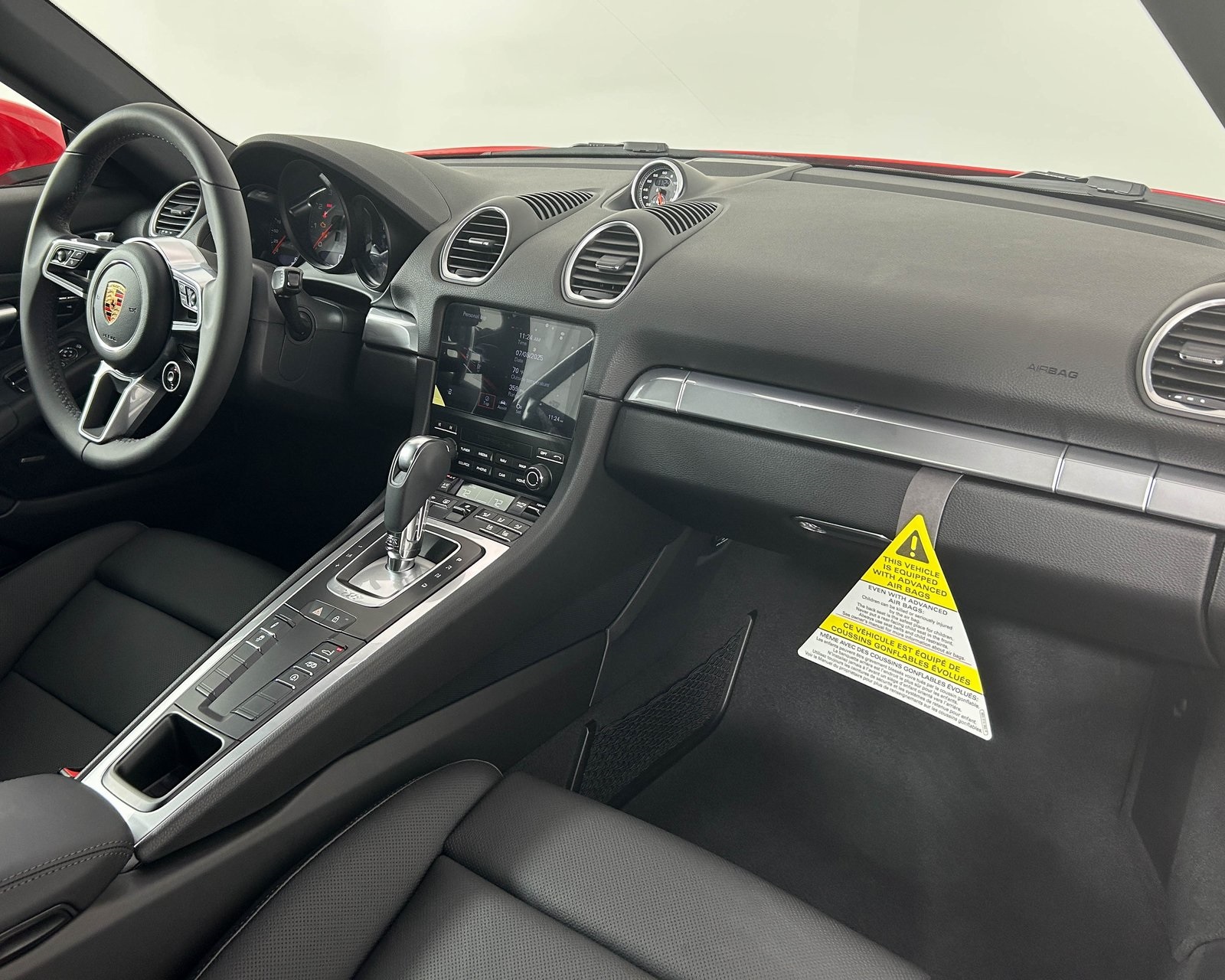 2025 Porsche Cayman S photo 19