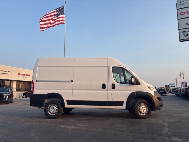 2026 Ram ProMaster 3500 photo 2