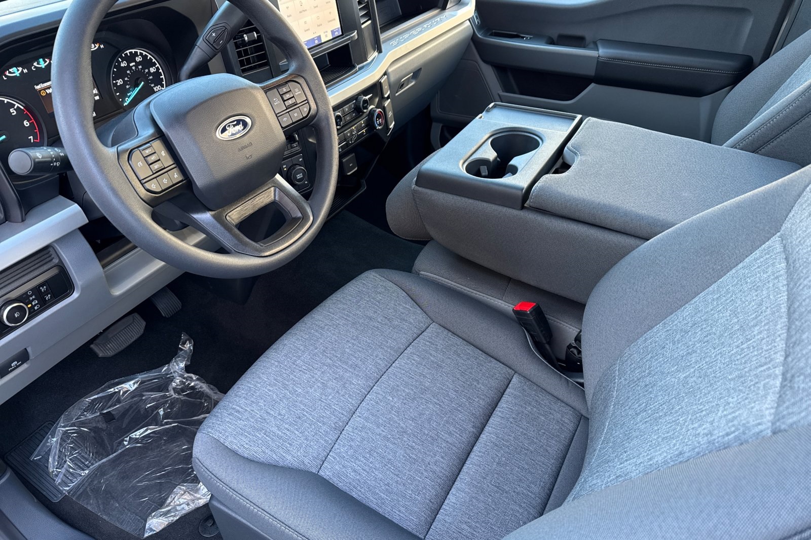 2024 Ford F-250 XL photo 9