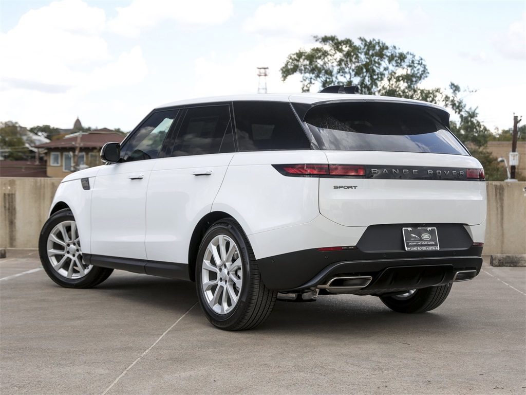 2025 Land Rover Range Rover Sport SE photo 4