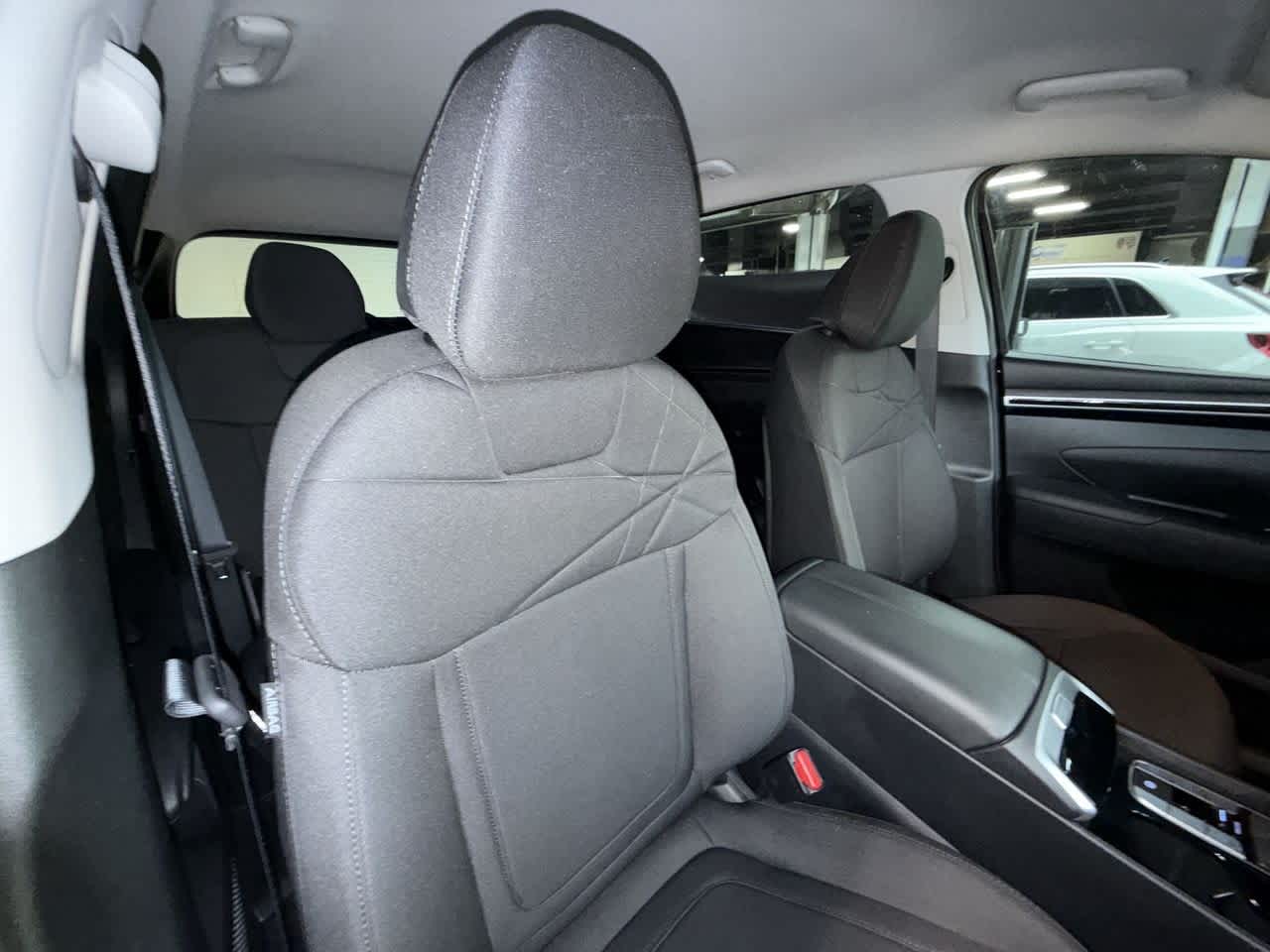 2024 Hyundai Tucson SE photo 24