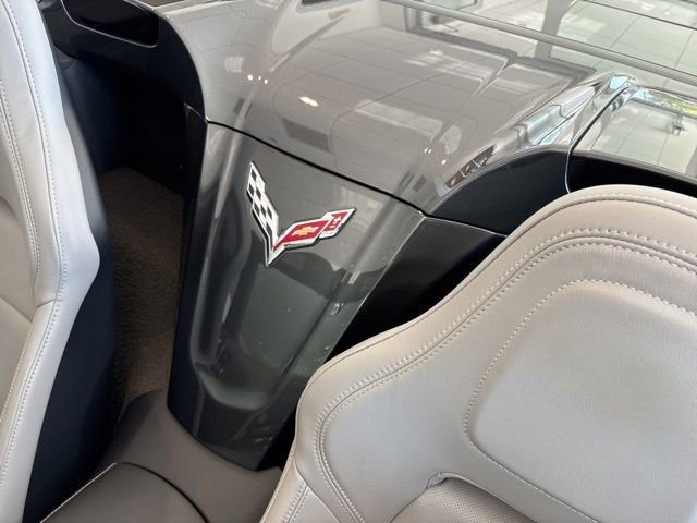 2017 Chevrolet Corvette Stingray 1LT Z51 photo 16