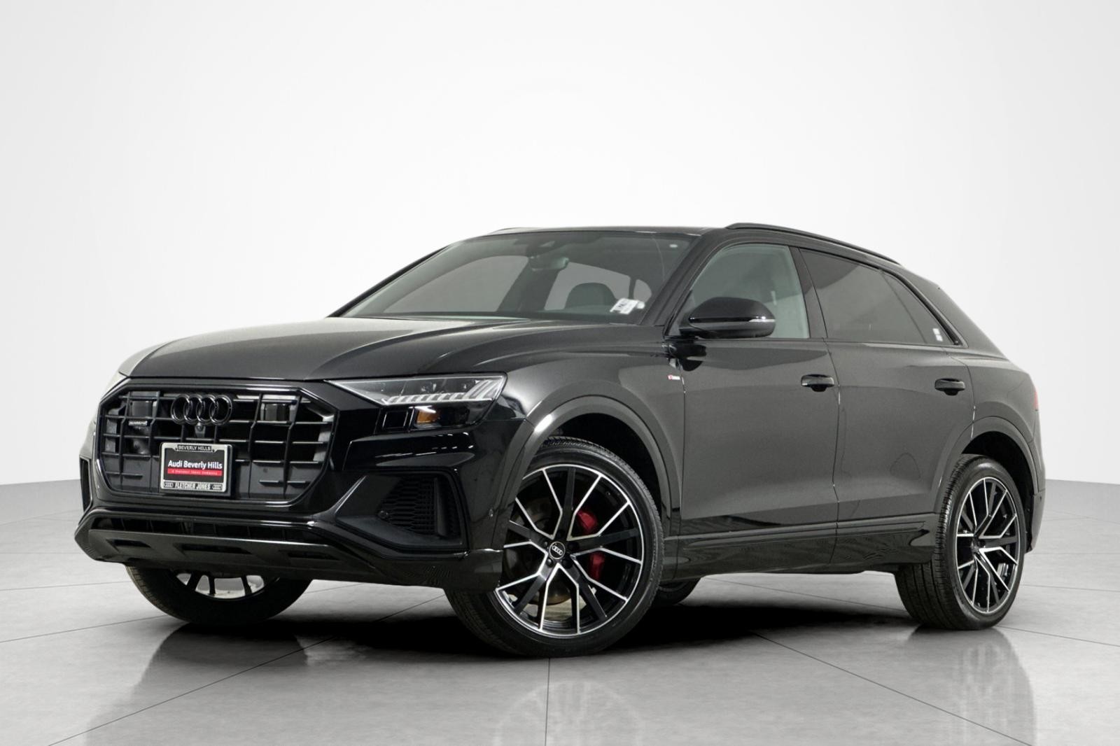 2023 Audi Q8 Premium Plus