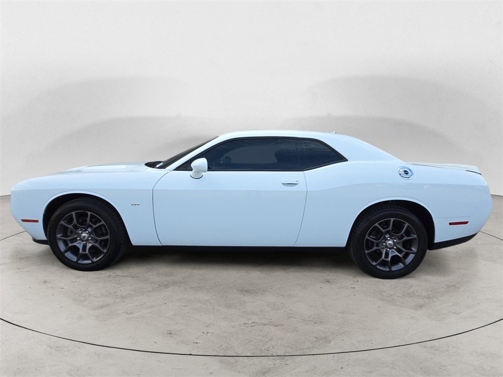 2018 Dodge Challenger GT photo 2