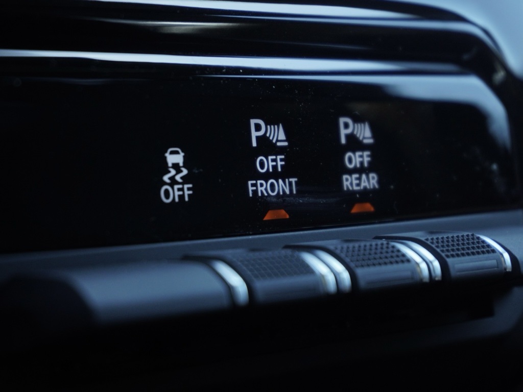 2026 Ram 1500 Big Horn Night Edition photo 17