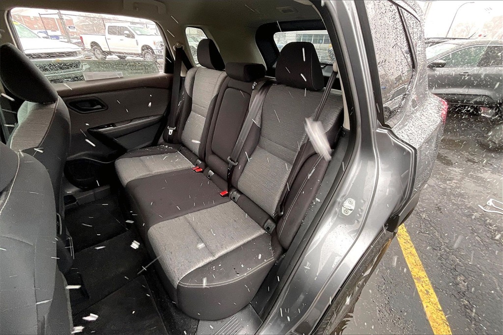 2021 NISSAN ROGUE - Image 21