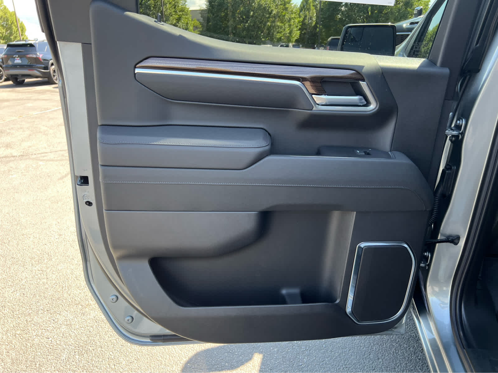 2026 Chevrolet Silverado 1500 LT photo 27