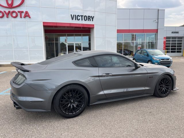 2022 Ford Mustang GT photo 4