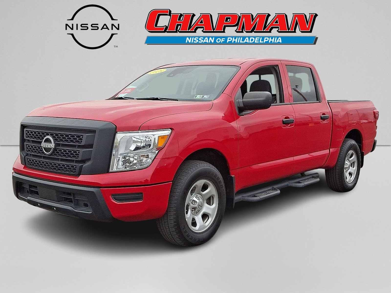 2023 Nissan Titan S's photo