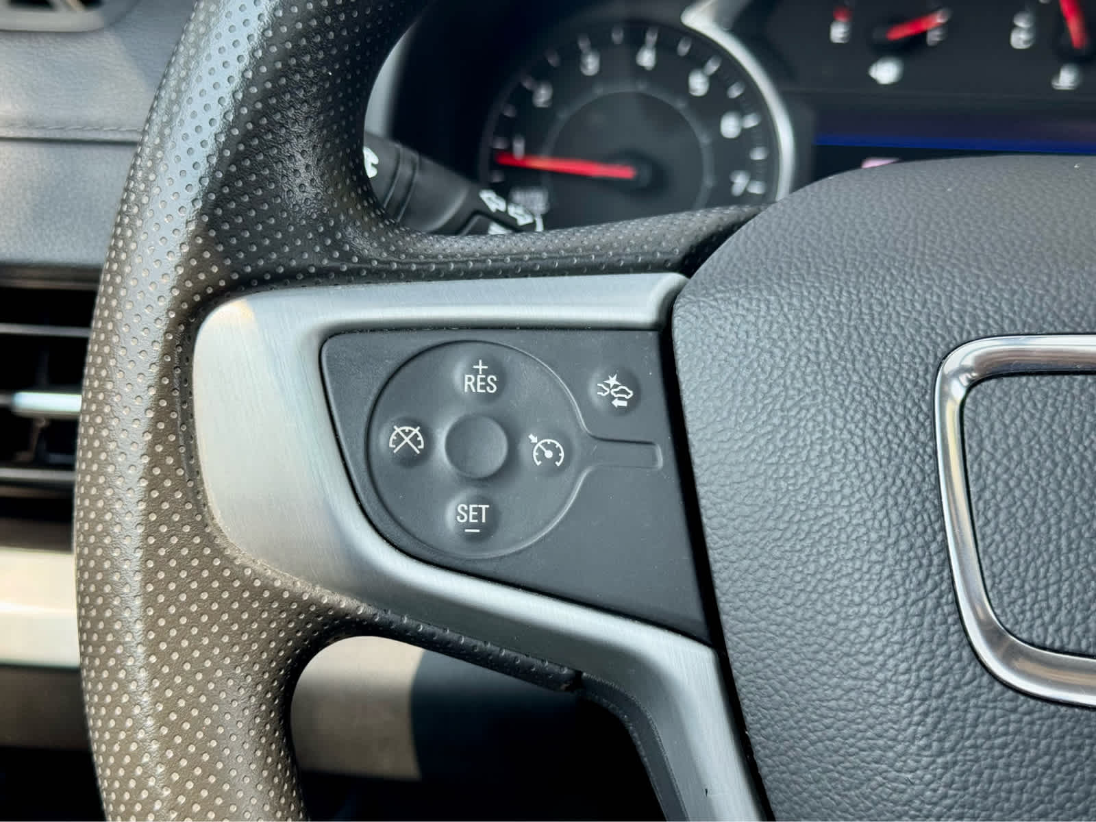 2022 Gmc Terrain SLE photo 16