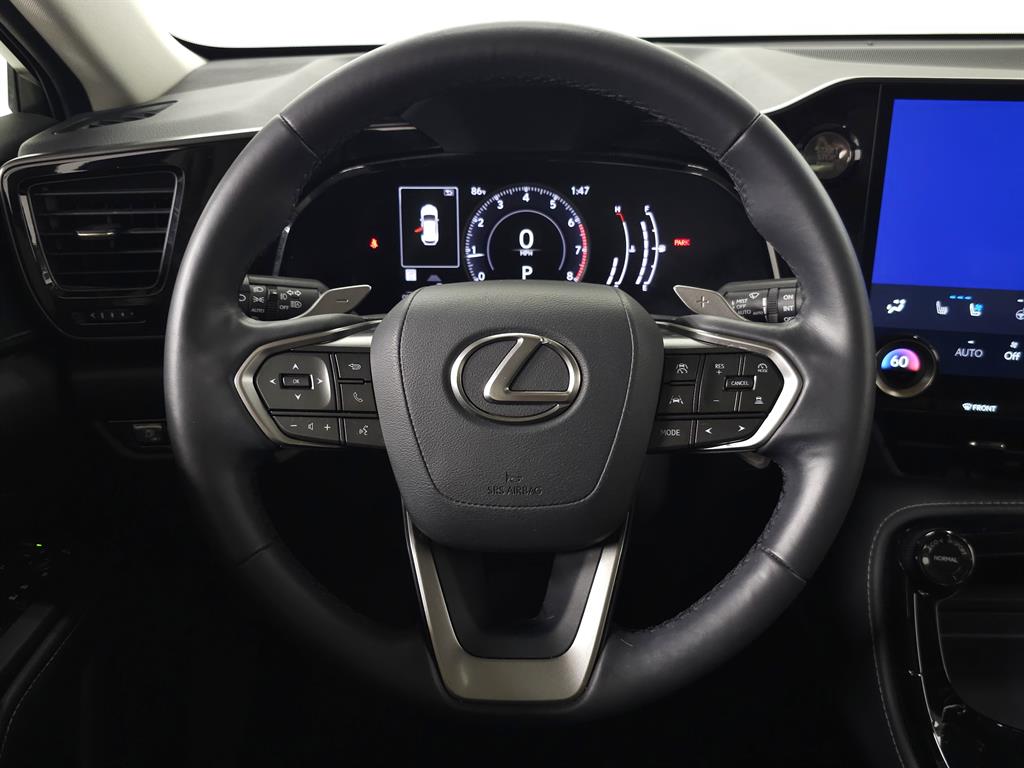 2023 Lexus NX Premium photo 17