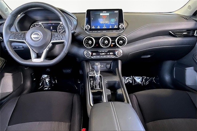 2024 Nissan Sentra SV photo 7