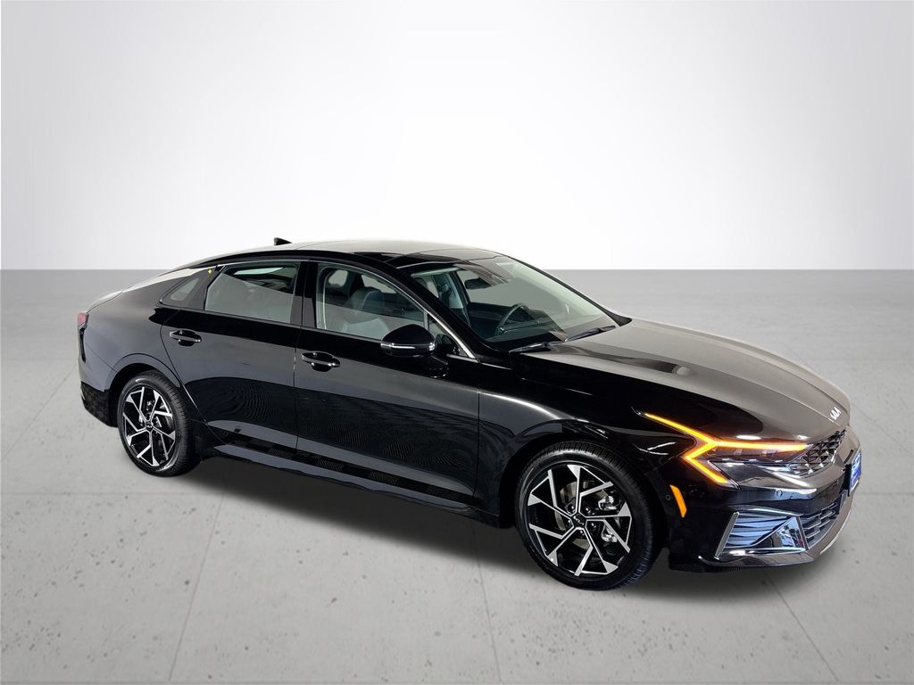 2025 Kia K5 EX photo 4