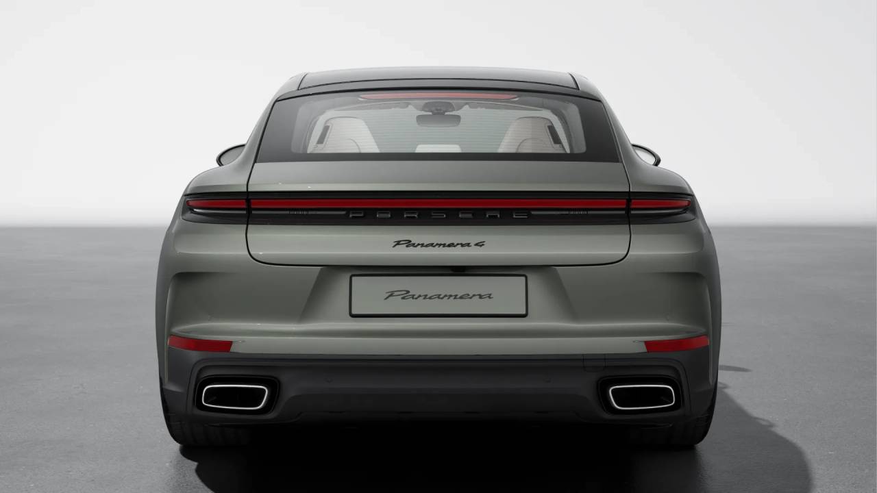 2026 Porsche Panamera 4 photo 7