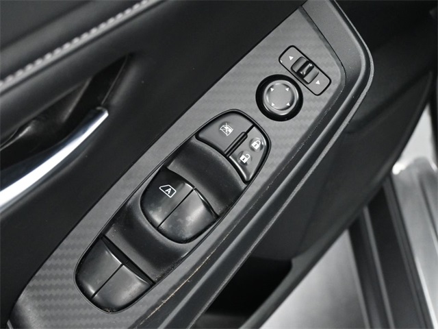 2023 Nissan Sentra SV photo 13
