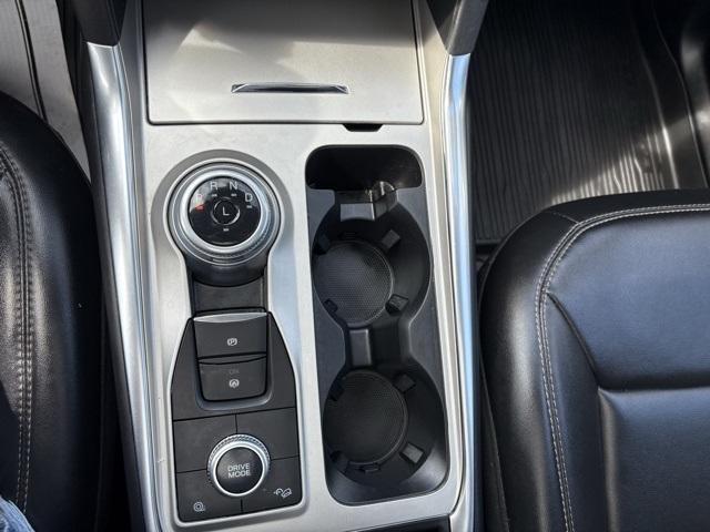 2022 Ford Explorer XLT photo 32