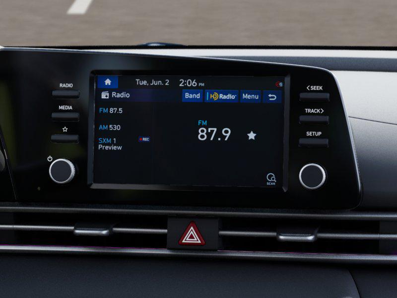 2025 Hyundai Elantra SE photo 13