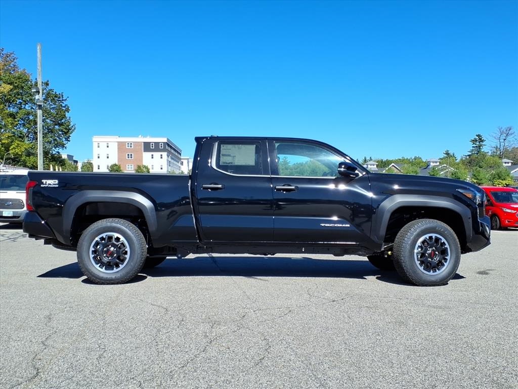 2025 Toyota Tacoma TRD Off-Road 4x4 Double Cab photo 2