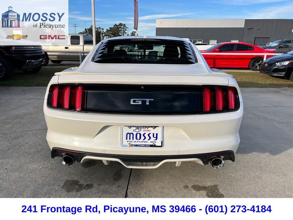 2017 Ford Mustang GT Premium photo 4
